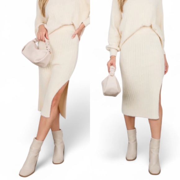 Vestique • Shiloh Skirt - Picture 1 of 7